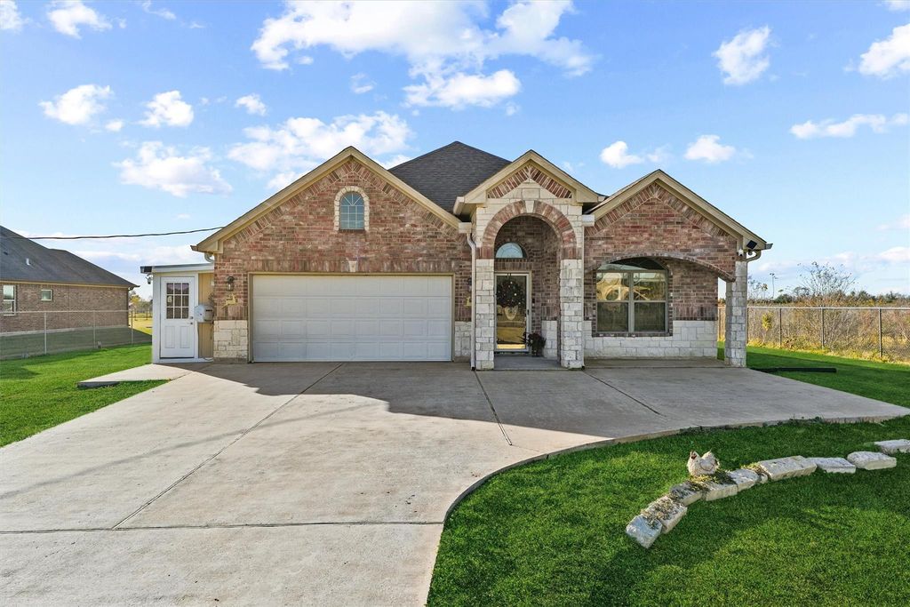 19545 Crosby Eastgate Road, Crosby, TX 77532