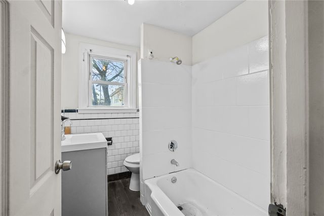 92 Parnell Street, Providence, RI 02909