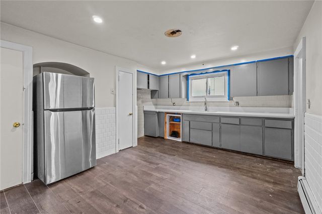 92 Parnell Street, Providence, RI 02909