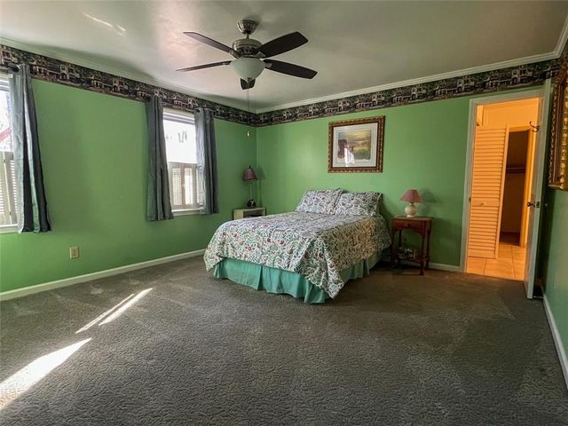 560 PARK SE Lane, Marietta, GA 30067