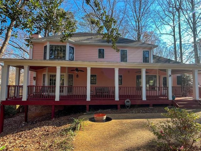 560 PARK SE Lane, Marietta, GA 30067