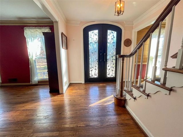 560 PARK SE Lane, Marietta, GA 30067