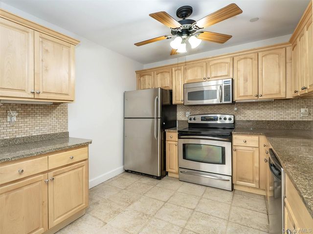 50 Merrick Avenue 119, East Meadow, NY 11554