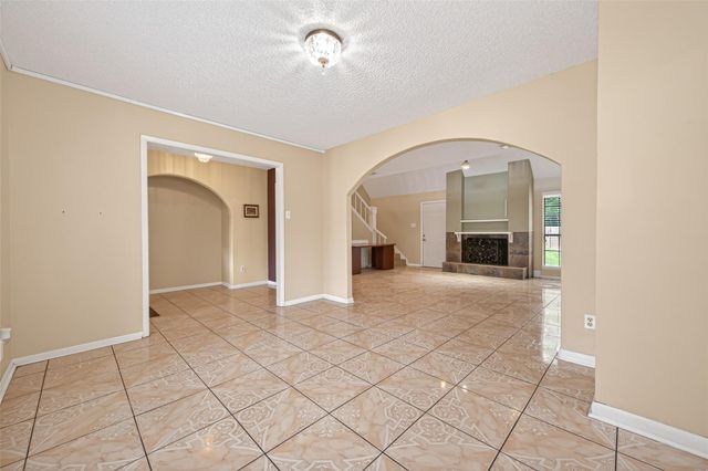 30207 E Geneva Drive, Spring, TX 77386