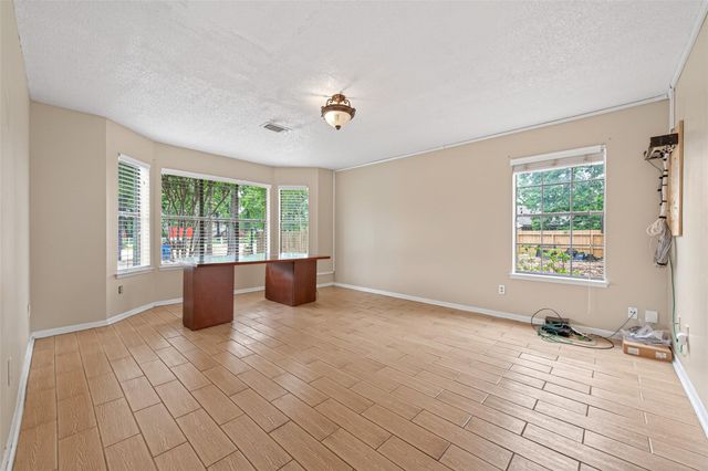 30207 E Geneva Drive, Spring, TX 77386