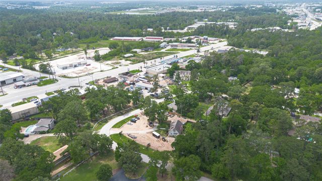 30207 E Geneva Drive, Spring, TX 77386