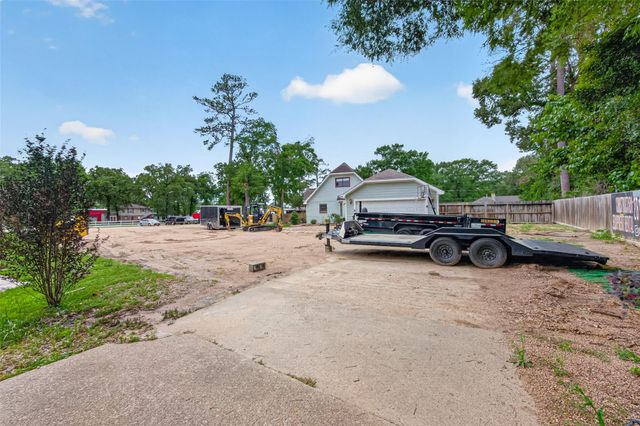 30207 E Geneva Drive, Spring, TX 77386