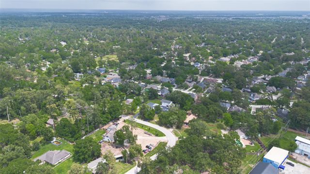 30207 E Geneva Drive, Spring, TX 77386