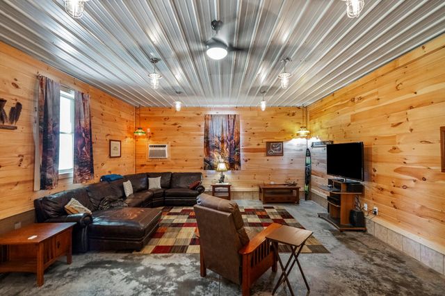 1320 Terrill Creek Road, Billings, MO 65610