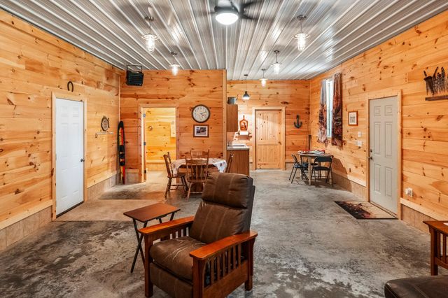 1320 Terrill Creek Road, Billings, MO 65610