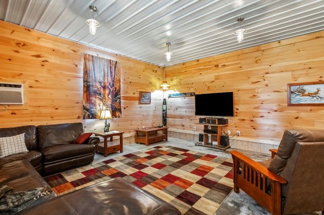 1320 Terrill Creek Road, Billings, MO 65610