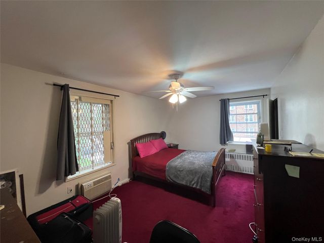 149-30 88th Street 2E, Howard Beach, NY 11414