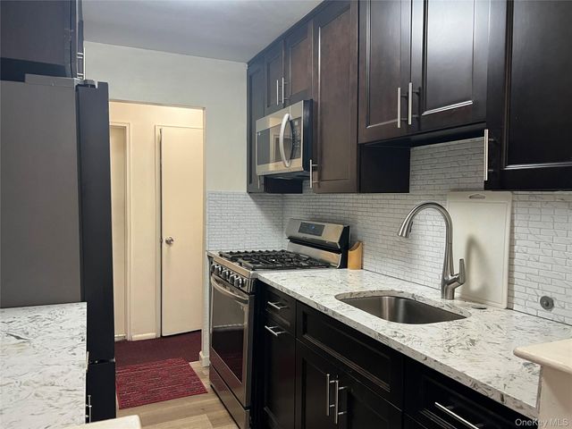 149-30 88th Street 2E, Howard Beach, NY 11414