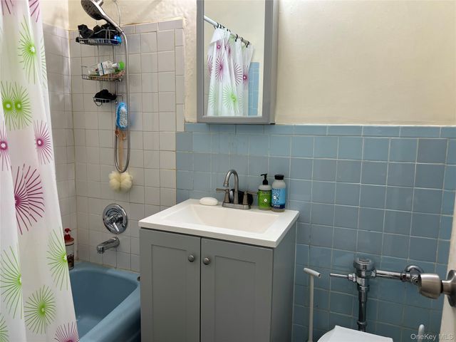 149-30 88th Street 2E, Howard Beach, NY 11414