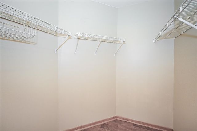 440 E Montrose Avenue 106, Wood Dale, IL 60191