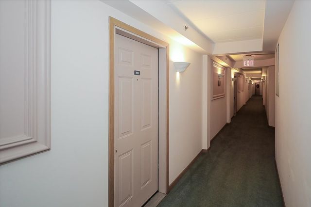440 E Montrose Avenue 106, Wood Dale, IL 60191