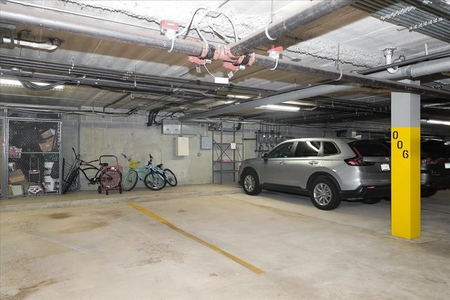 440 E Montrose Avenue 106, Wood Dale, IL 60191