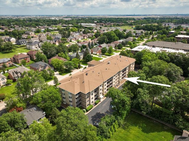 440 E Montrose Avenue 106, Wood Dale, IL 60191
