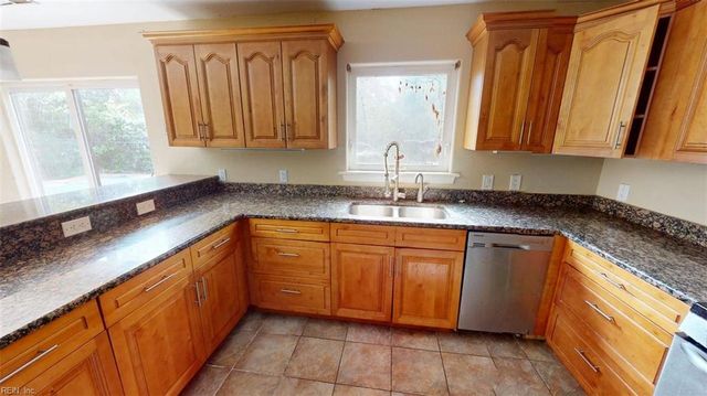 4908 Farrington DR, Virginia Beach, VA 23455