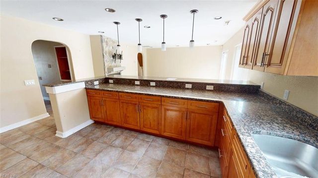 4908 Farrington DR, Virginia Beach, VA 23455