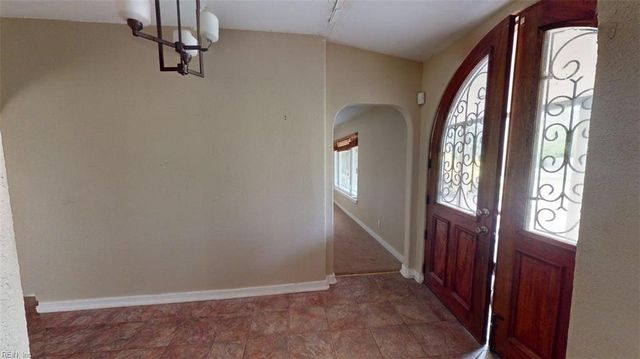 4908 Farrington DR, Virginia Beach, VA 23455