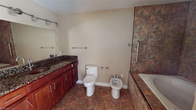 4908 Farrington DR, Virginia Beach, VA 23455