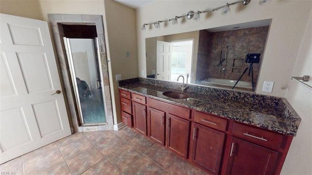 4908 Farrington DR, Virginia Beach, VA 23455