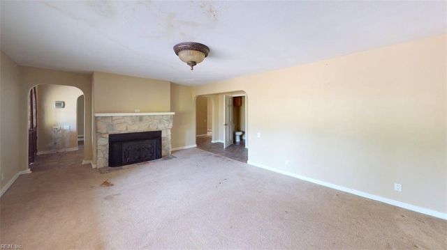 4908 Farrington DR, Virginia Beach, VA 23455