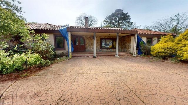 4908 Farrington DR, Virginia Beach, VA 23455