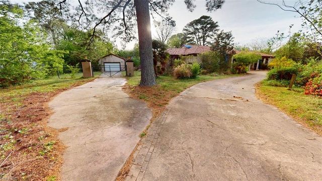 4908 Farrington DR, Virginia Beach, VA 23455