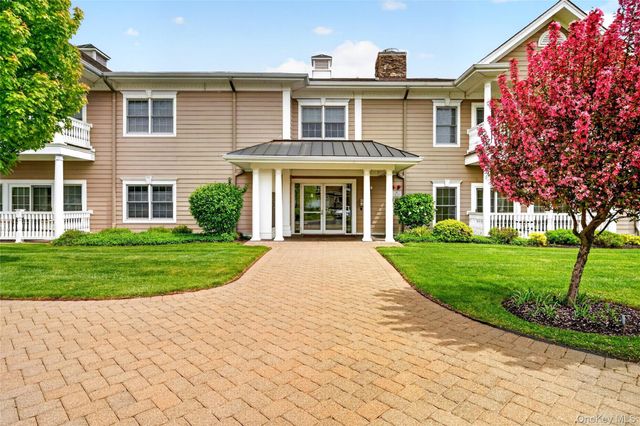 4105 Fred Ill Jr Court, Pearl River, NY 10965