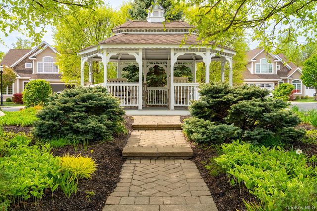 4105 Fred Ill Jr Court, Pearl River, NY 10965