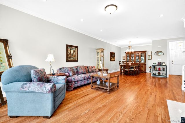 4105 Fred Ill Jr Court, Pearl River, NY 10965