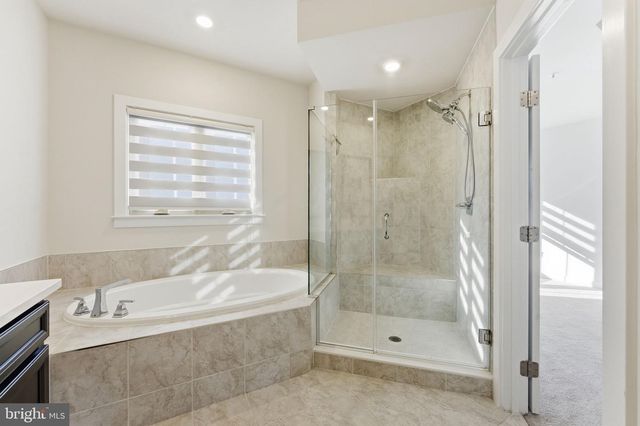 3754 MAYORS WAY, Fairfax, VA 22030