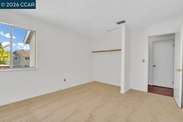 65 Edgewater Pl, Pittsburg, CA 94565