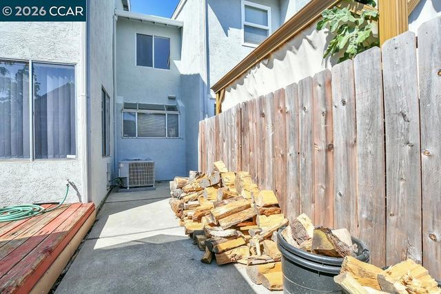 65 Edgewater Pl, Pittsburg, CA 94565
