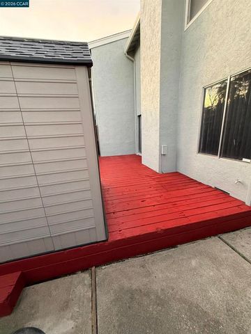 65 Edgewater Pl, Pittsburg, CA 94565