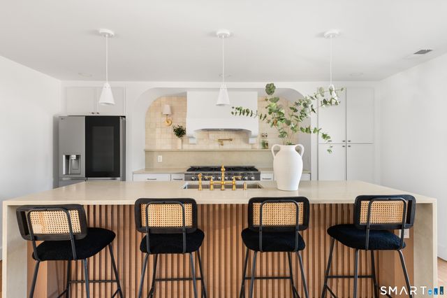 29 Pierce Place, Stamford, CT 06906