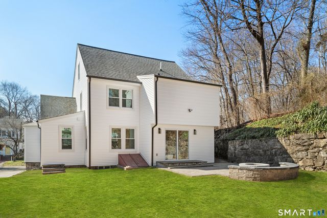 29 Pierce Place, Stamford, CT 06906