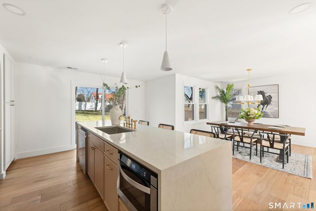 29 Pierce Place, Stamford, CT 06906