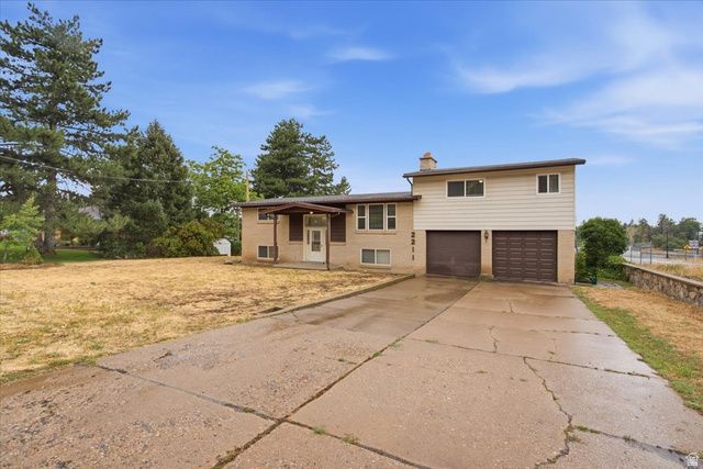2211 VALLEY DR, Layton, UT 84040