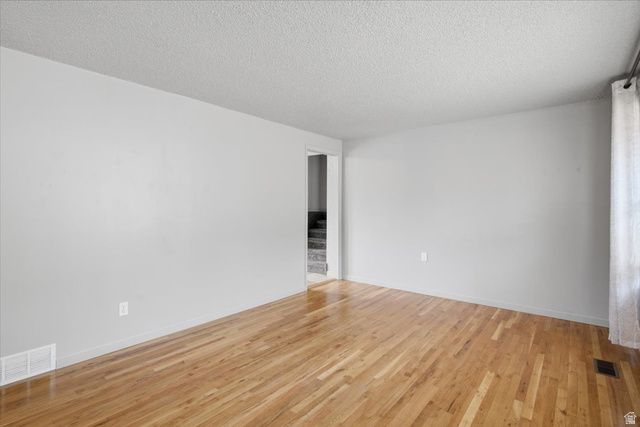 2211 VALLEY DR, Layton, UT 84040