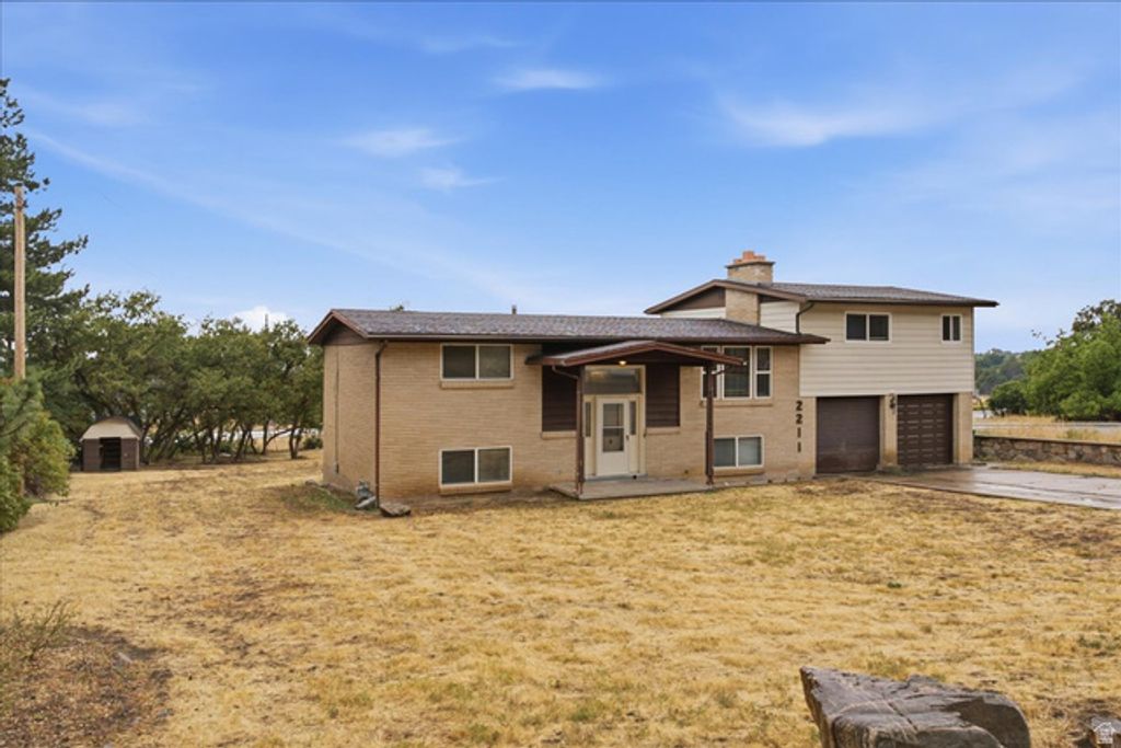 2211 VALLEY DR, Layton, UT 84040 — photo 3