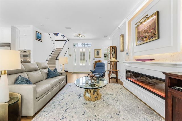 1426 S OSPREY AVENUE, Sarasota, FL 34239