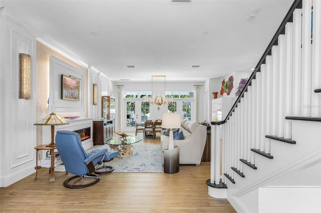 1426 S OSPREY AVENUE, Sarasota, FL 34239