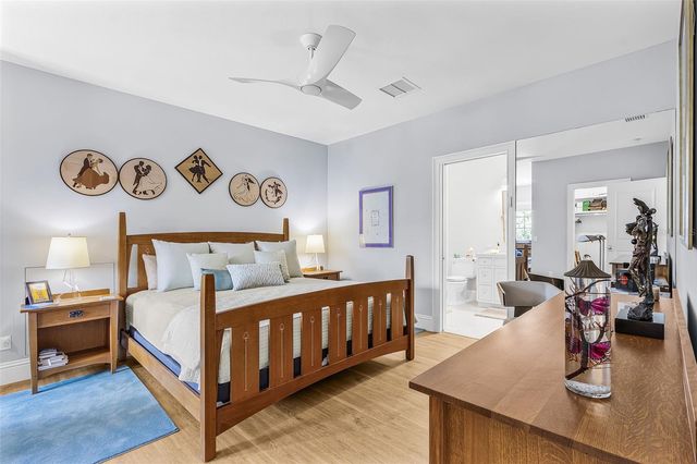 1426 S OSPREY AVENUE, Sarasota, FL 34239