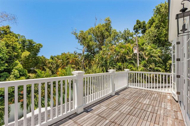 1426 S OSPREY AVENUE, Sarasota, FL 34239