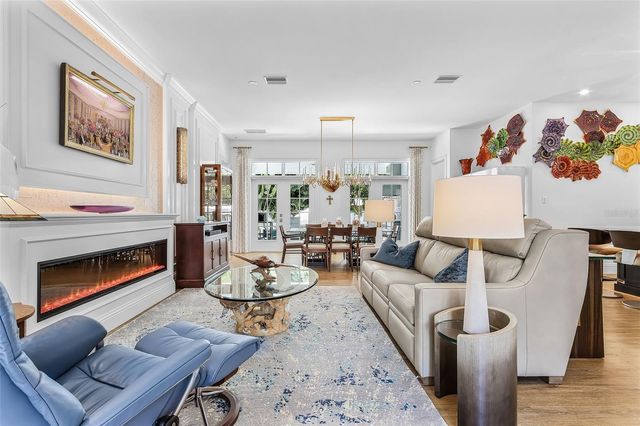 1426 S OSPREY AVENUE, Sarasota, FL 34239