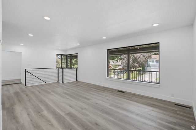 2936 E LA JOYA DR, Holladay, UT 84124