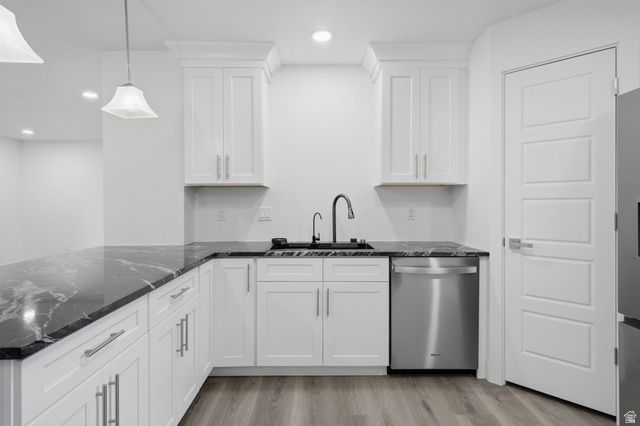 2936 E LA JOYA DR, Holladay, UT 84124